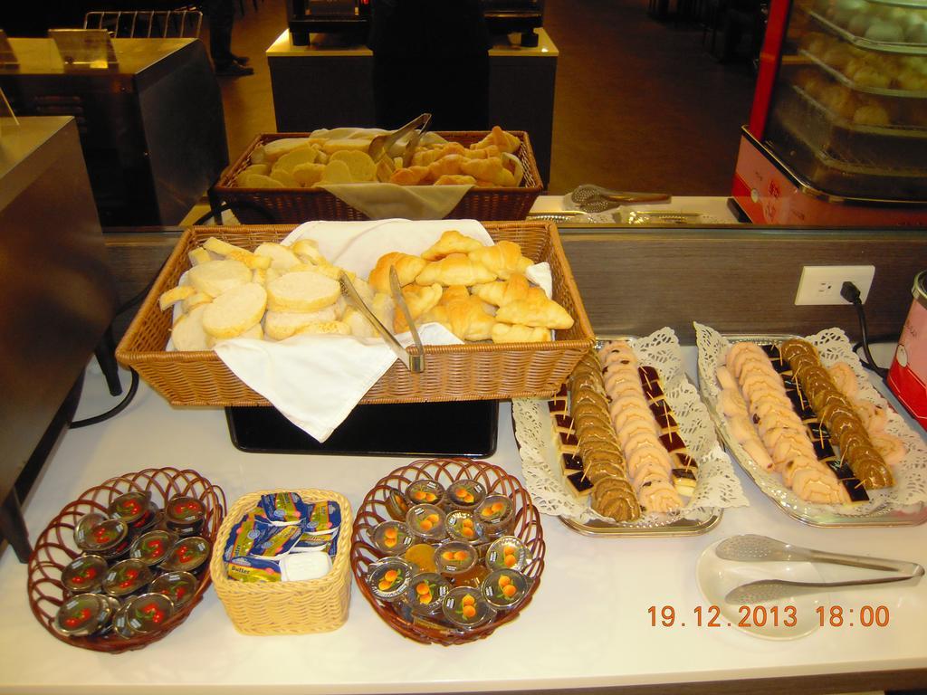 Chiayi Look Hotel Zewnętrze zdjęcie